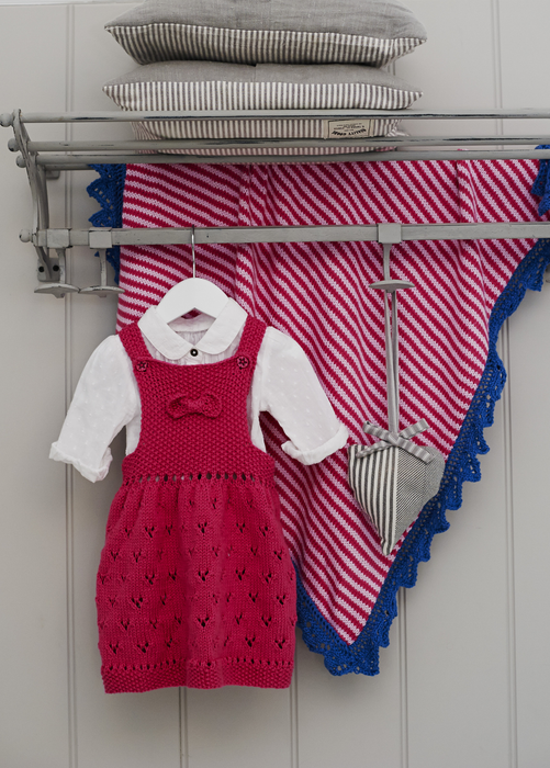 Baby Book 8 ( King Cole ) - 29 stylish knits from birth to 7 years