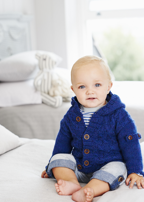 Baby Book 8 ( King Cole ) - 29 stylish knits from birth to 7 years